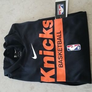 KNICKS Pullover Men's (NWT)